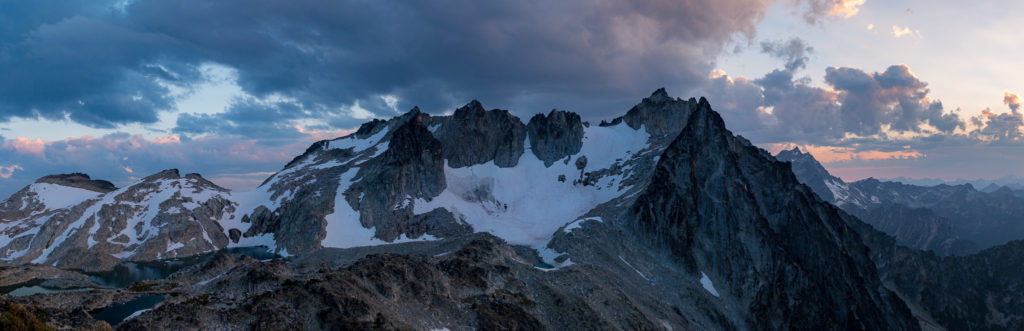 Washington Hikes Enchantments Alpine Lakes Wilderness backpack the enchantments