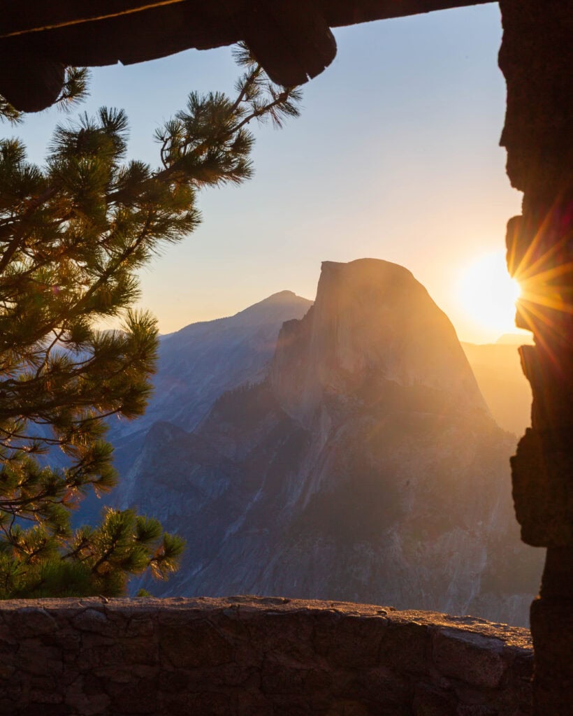fist light from glacier point in Yosemite national park