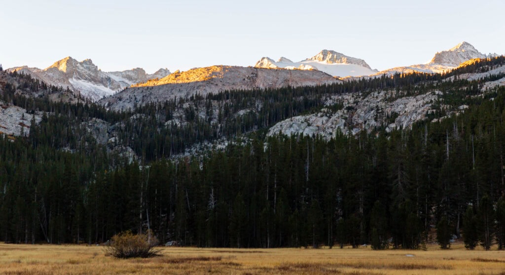 lyell canyon trail views early in the morning