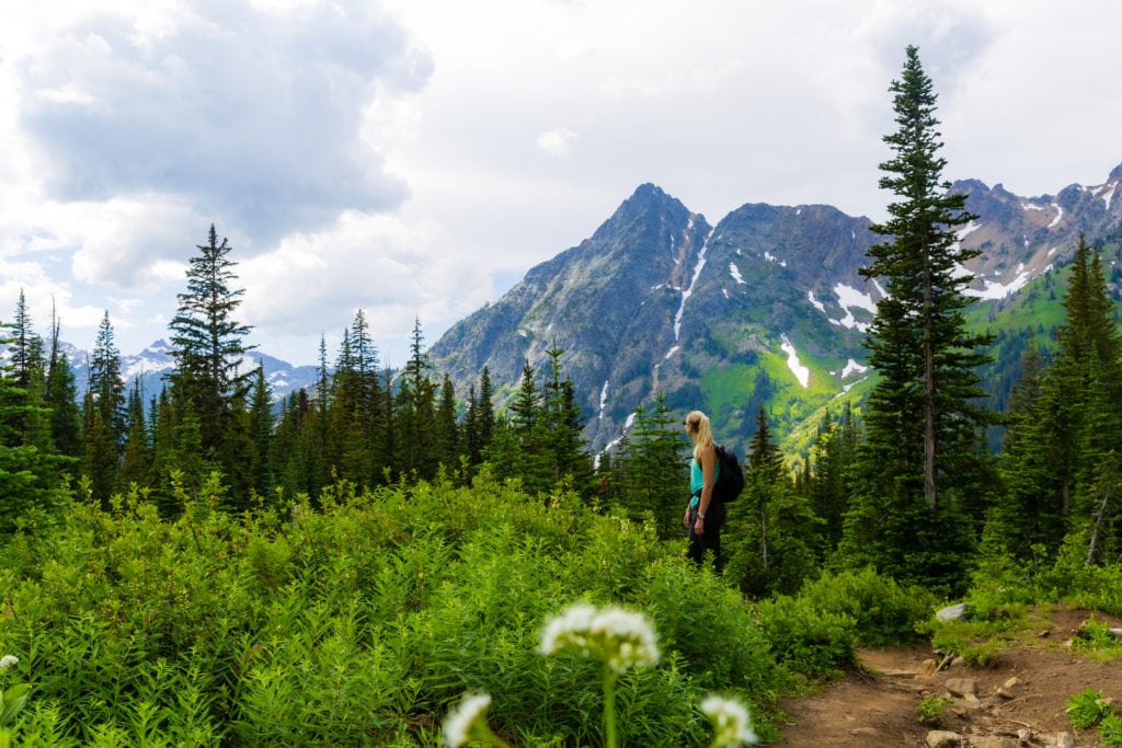 hiking on a first date