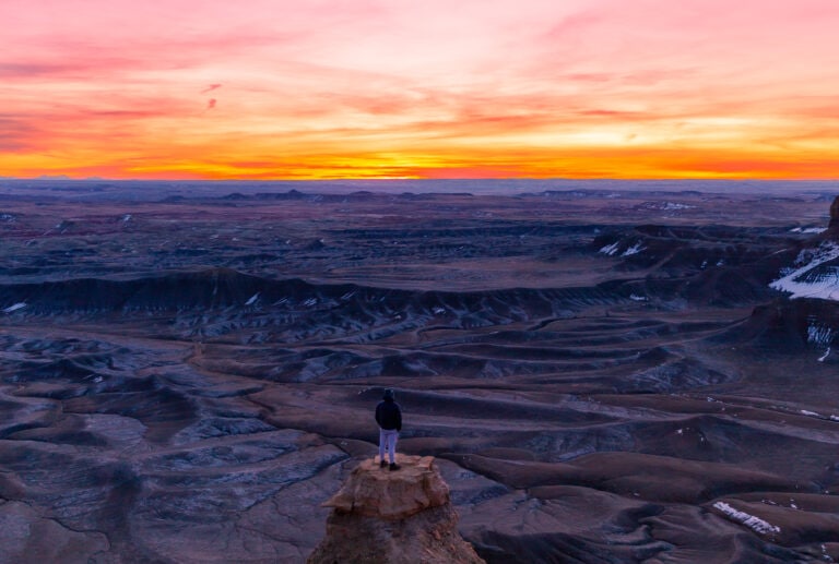 Guide to Exploring the Stunning Moonscape Overlook in Utah