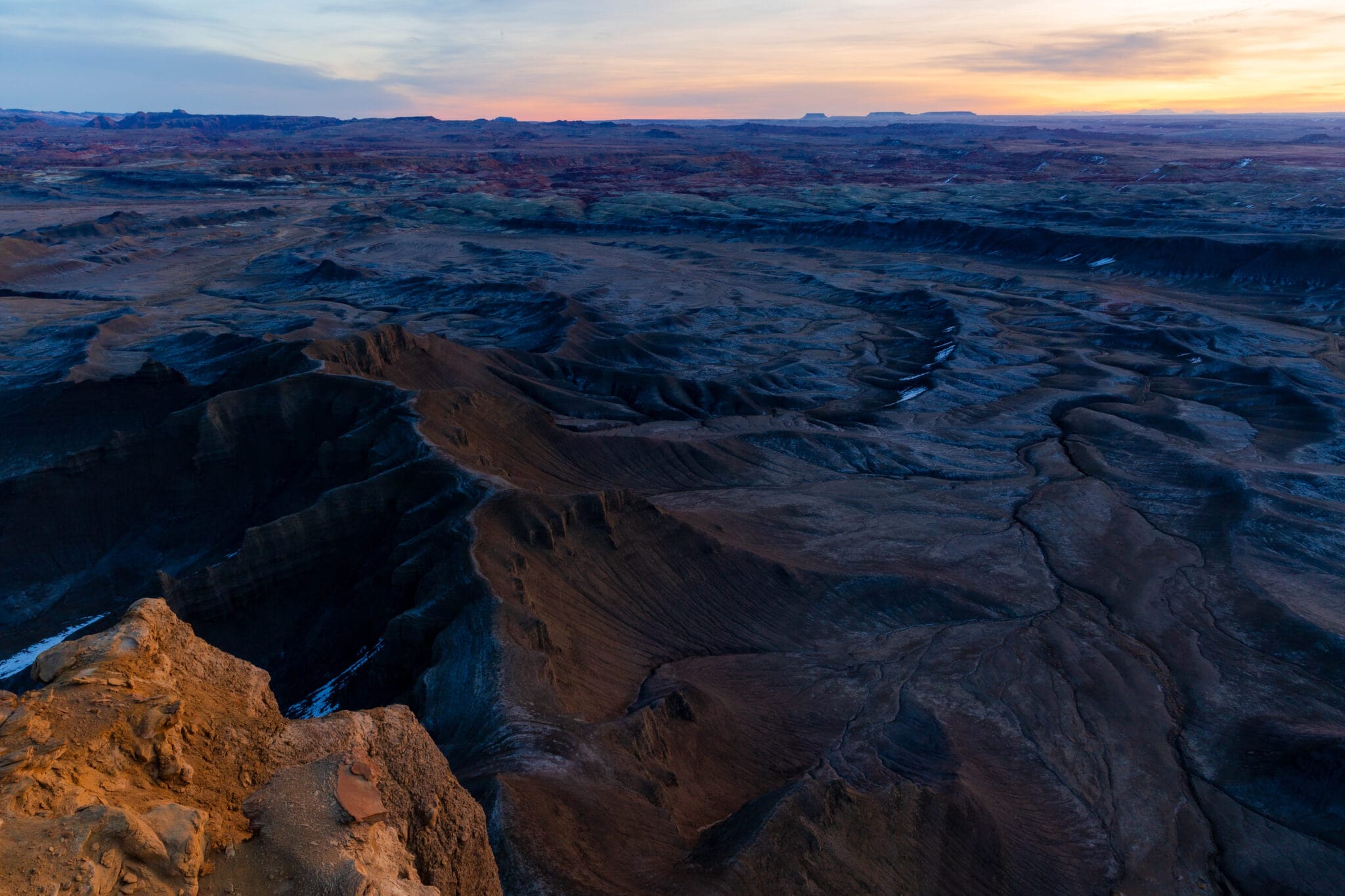 Your Guide To Visiting Moonscape Overlook In Utah In 2026