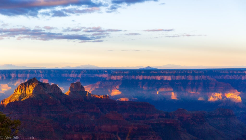 Sunrise views from the north side of the grand canyon looking south