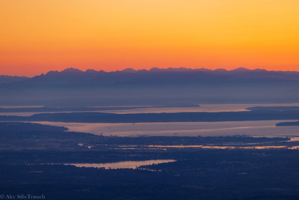 puget sound views from mount pilchuck lookout