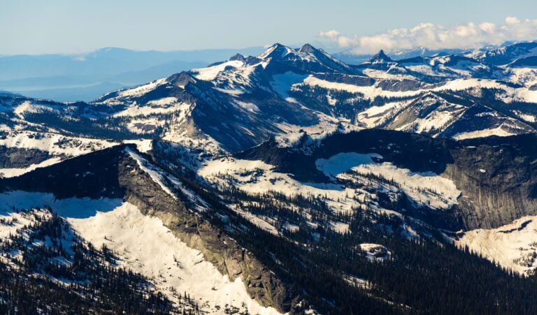 selkirk mountains in northern idaho from our flightseeing tour