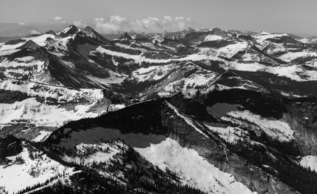 black and white photo of the selkirk mountain of idaho 