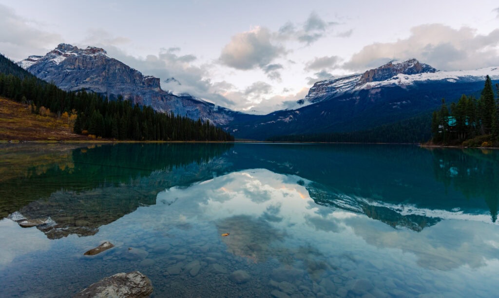 reflection shot of emerald lake in yoho nationa lpark, a must see on a two day itienrary