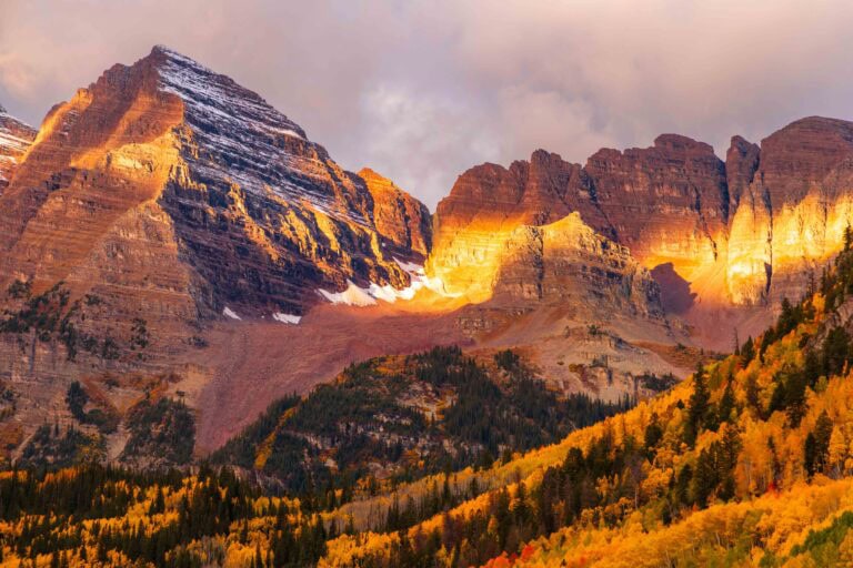 close up of maroon bells in colorado