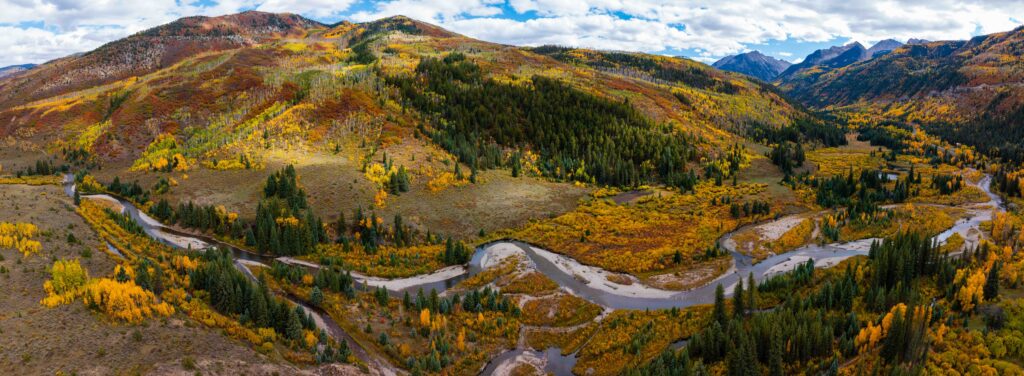 fall colors near mcclure pass in western colorado 