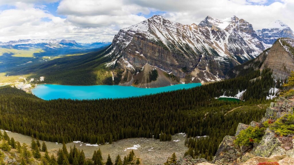 panorama view of lake louise from the little beehive
