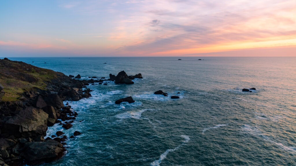 the coast line at sue-meg state park in california