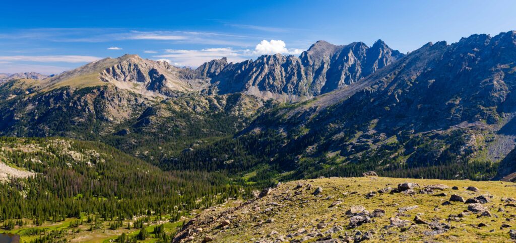 jagged mountains seen from arapaho pass on the continental divide in colorado