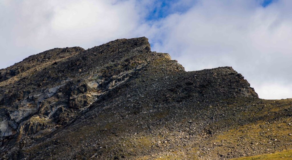 south arapaho peak's rocky summi t